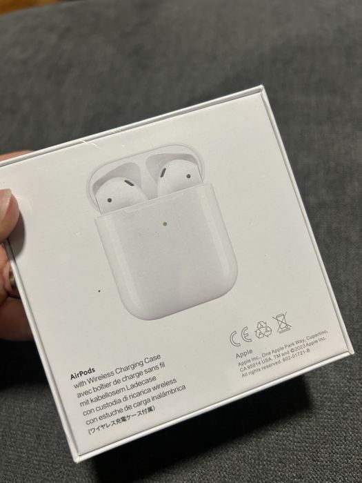 Apple AirPods 2