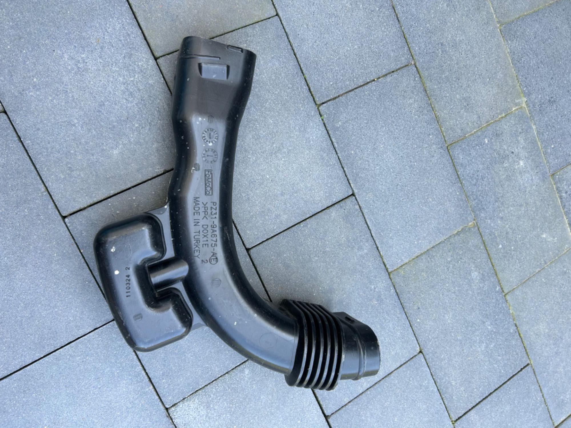 Dolot filtr powietrza FORD TRANSIT CUSTOM MK2 24r PZ31-9A675-AE