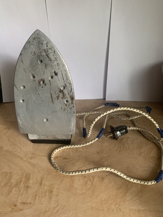 Праска б/в, утюг б/у