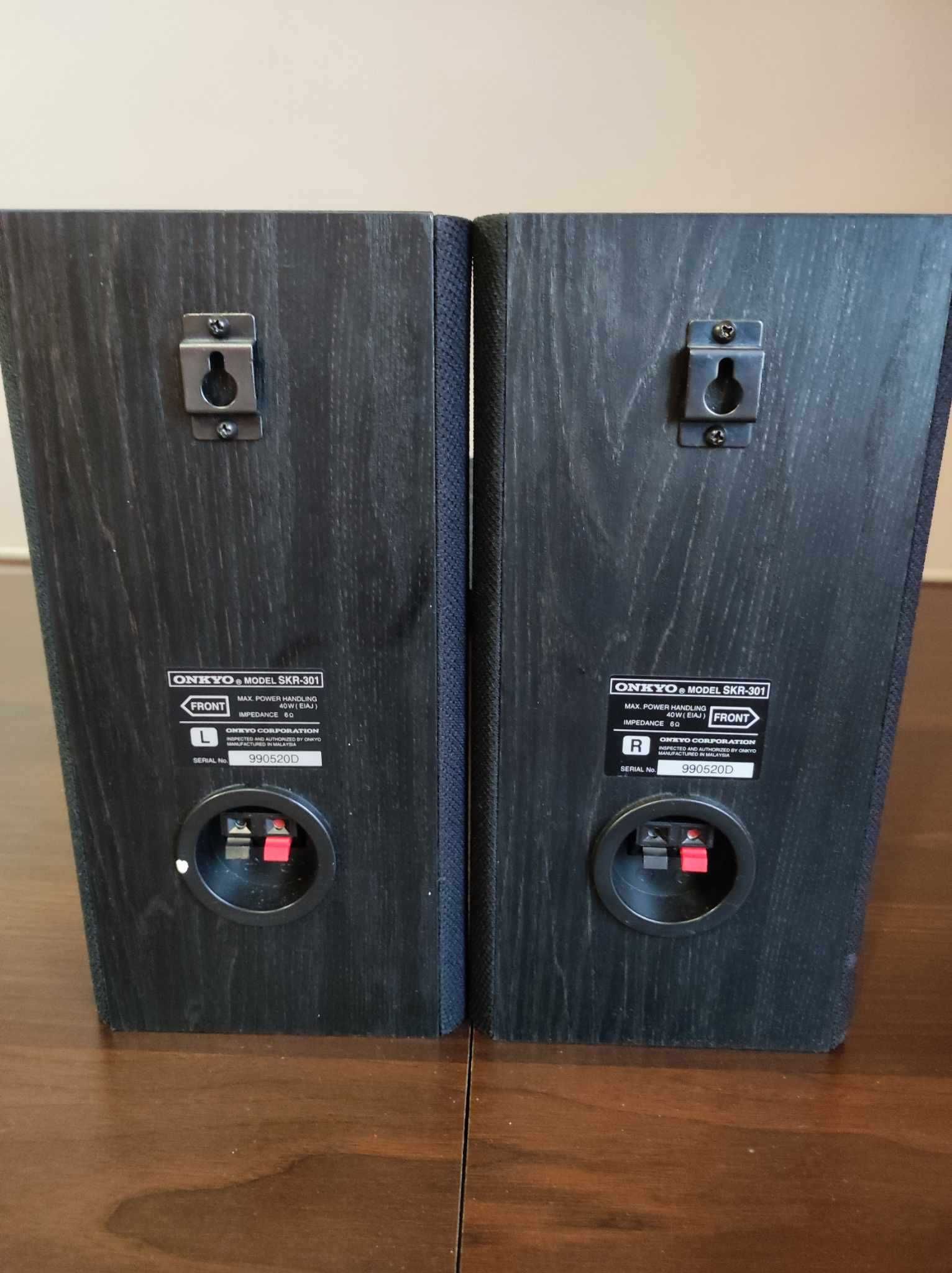Zestaw głośników ONKYO SKC-301, SKR-301 do kina domowego