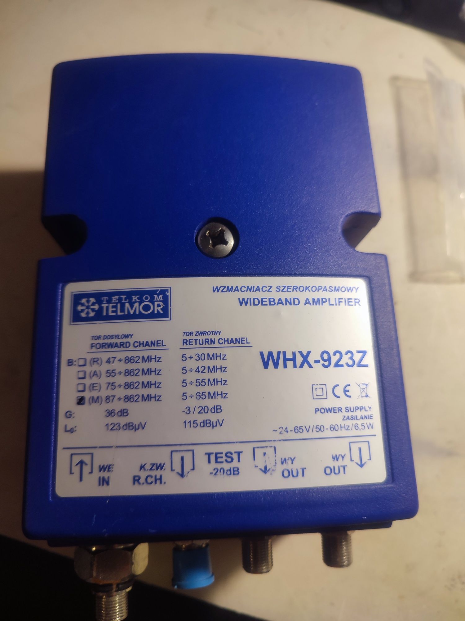 Wzmacniacz  antenowy telkom telmor WHX-923Z budynkowy , szerokopasmowy