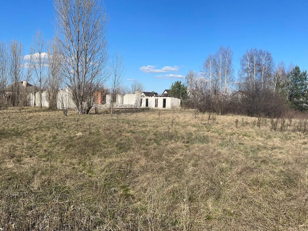 Пропонуємо до продажу велику земельну ділянку в с.Свидівок.