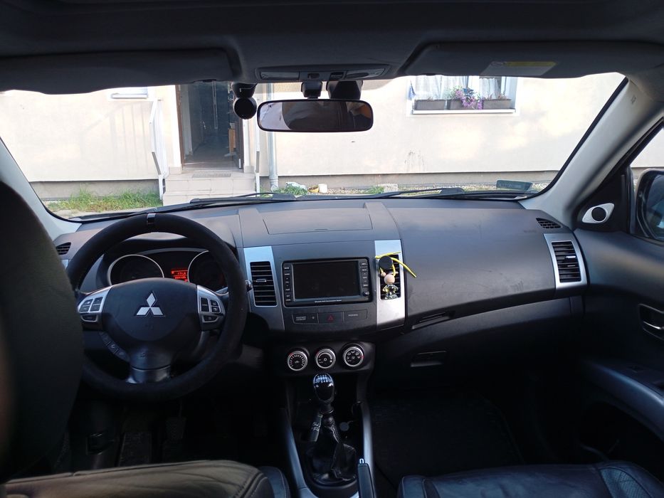 Mitsubishi Outlander II 2009 r 2,2 diesel