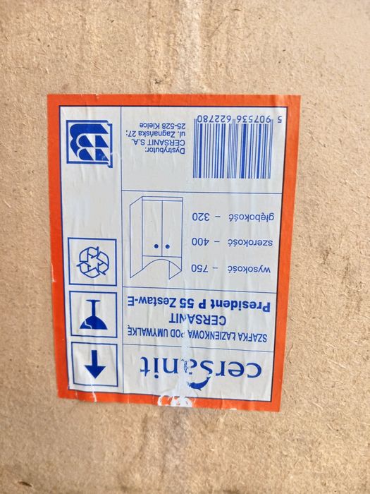 Szafka łazienkowa pod umywalkę Cersanit.