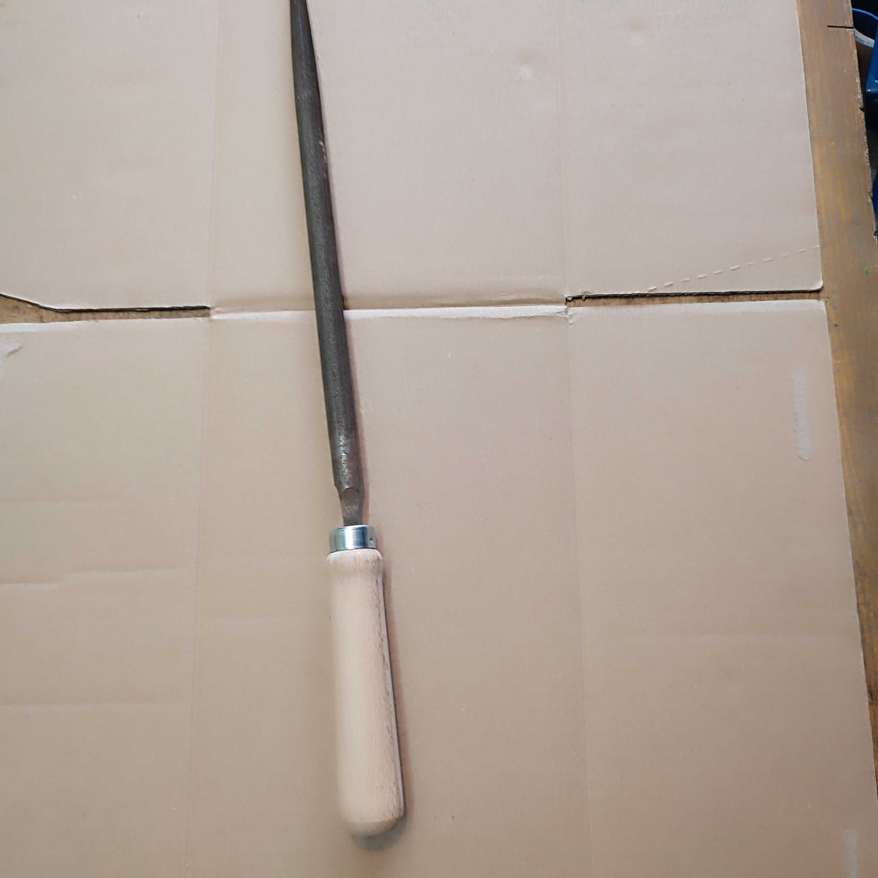 Piknik ślusarski długości 52 cm z rączką produkcja VIS