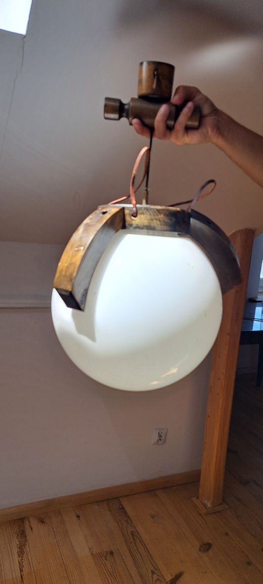 Lampa kula szklana z drewnem wymiar 35 cm z drewnem i 30 cm bez drewna