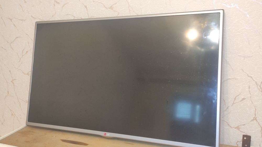 Smart телевизор LG 39 дюймов продам