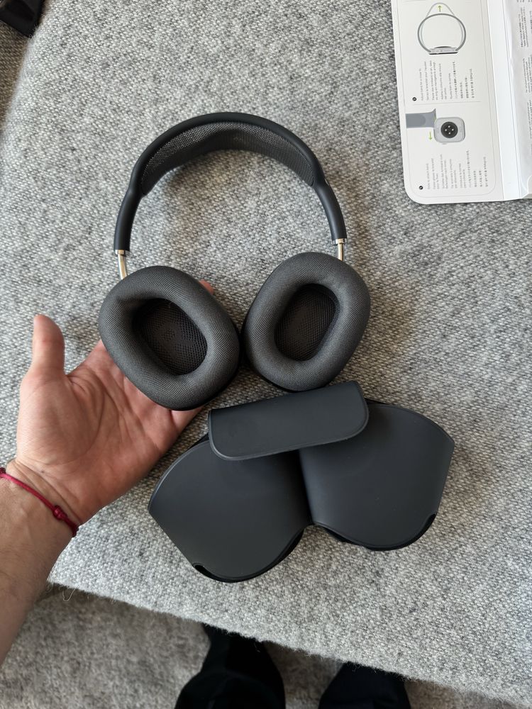 Apple AirPods Max