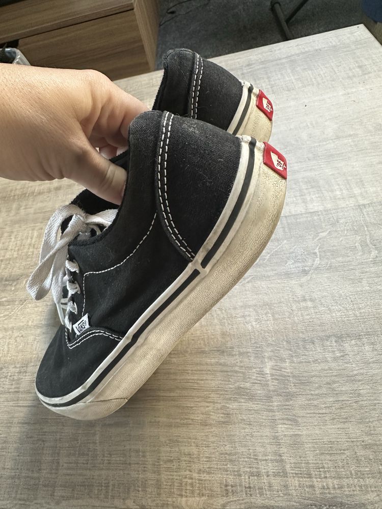 Vans buty czarne dportowe rozmiar 35