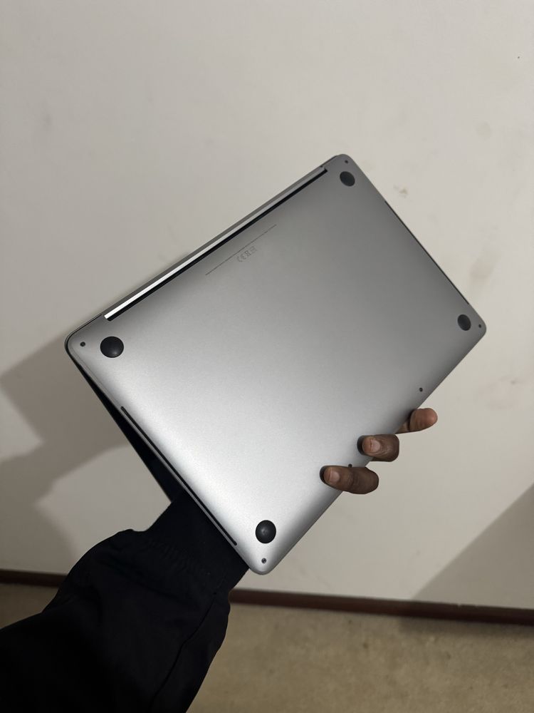 Macbook pro touch bar