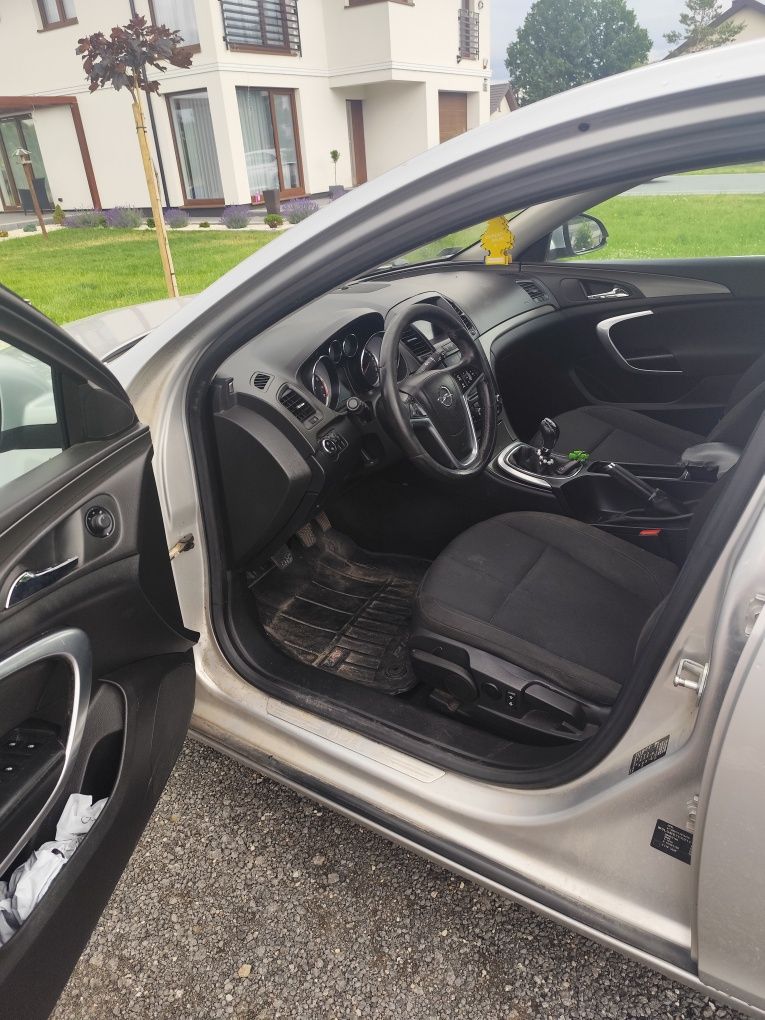 Opel Insignia 1.8