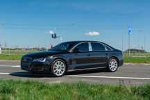 Audi A8 Audi A8 D4 L 4.2 FSI – Luksus, Komfort i Moc w Jednym!