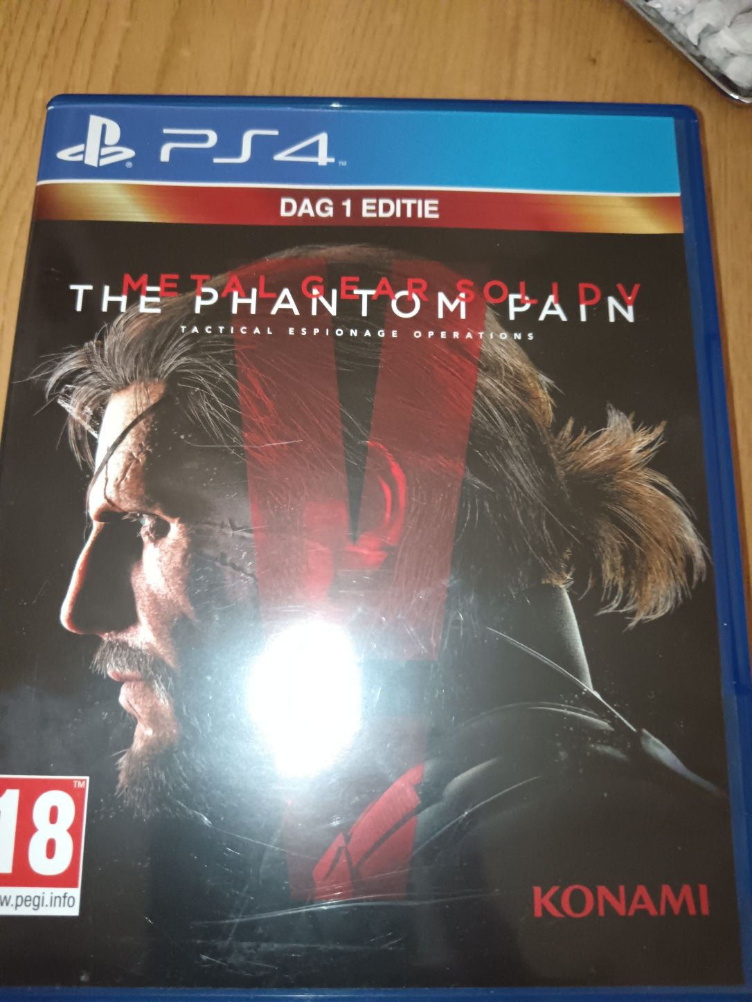 PS4- Metal Gear Solid V Phanton Pain Pain