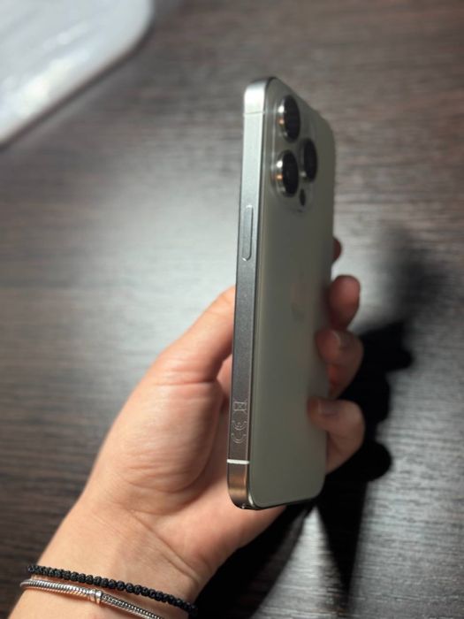 Айфон 15 про с гарантией