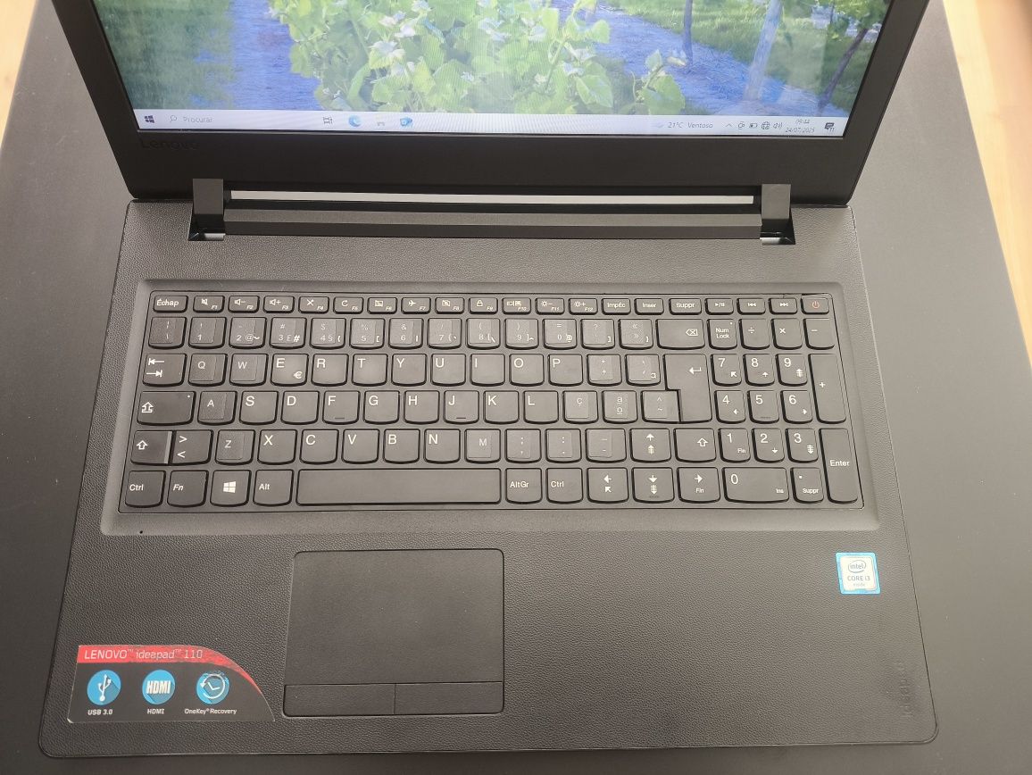 Portátil Lenovo i3 Ideapad 110-15ISK, 2h:30 autonomia,excelente estado