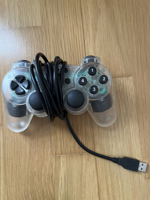 3 comandos USB para consolas