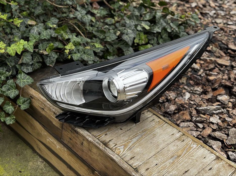 Фара Kia Niro 2017 2018 2019 USA оригінал