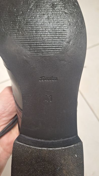 Чоловічі туфлі Bata