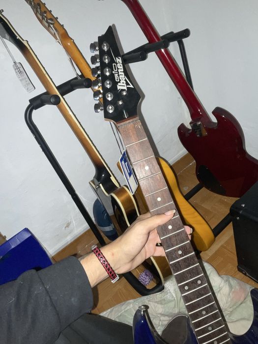 Guitarra gio ibanez