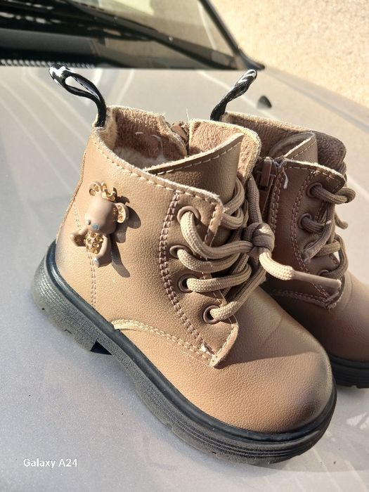 Черевики зимові на дівчинку