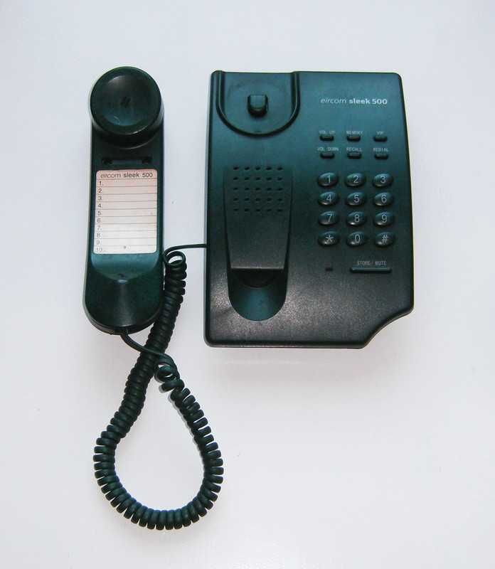 Ciemno zielony telefon EIRCOM, vintage, lata 90-te, stan bdb