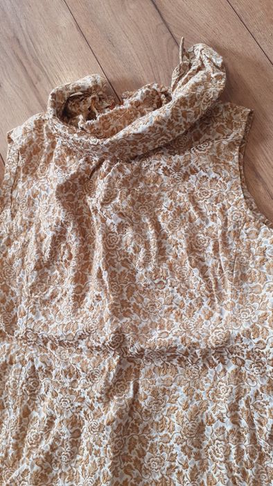 Sukienka i takie bolerko z prl do nagrań filmowych lub innych