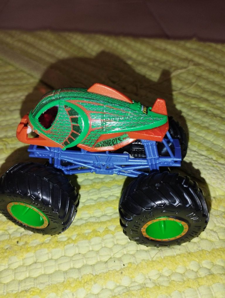 Vendo Monster Truck