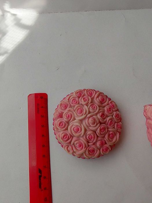 Mini puzderko w różyczki