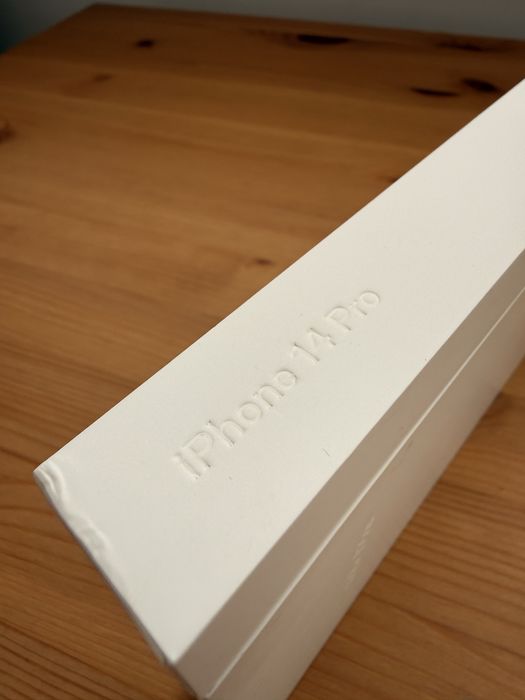 dbrand ghost case 2.0 iPhone 14 pro