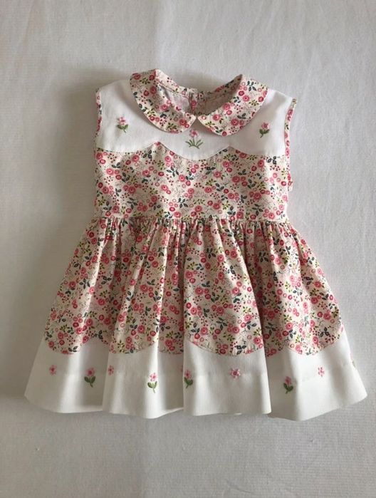 Vestido gola com flores e bordados | 12 meses