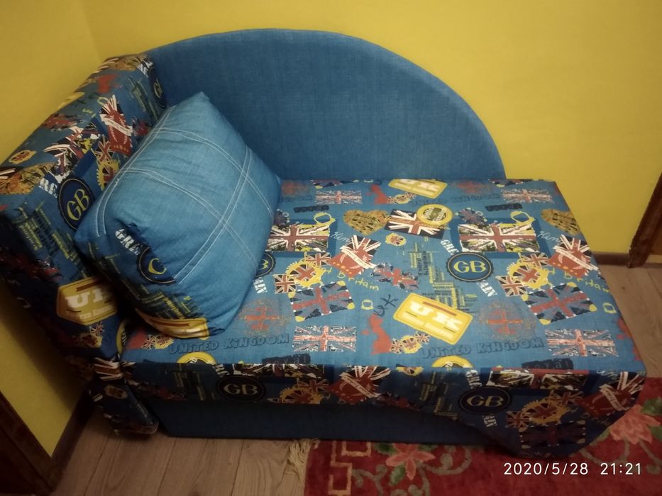 Продам диван новий