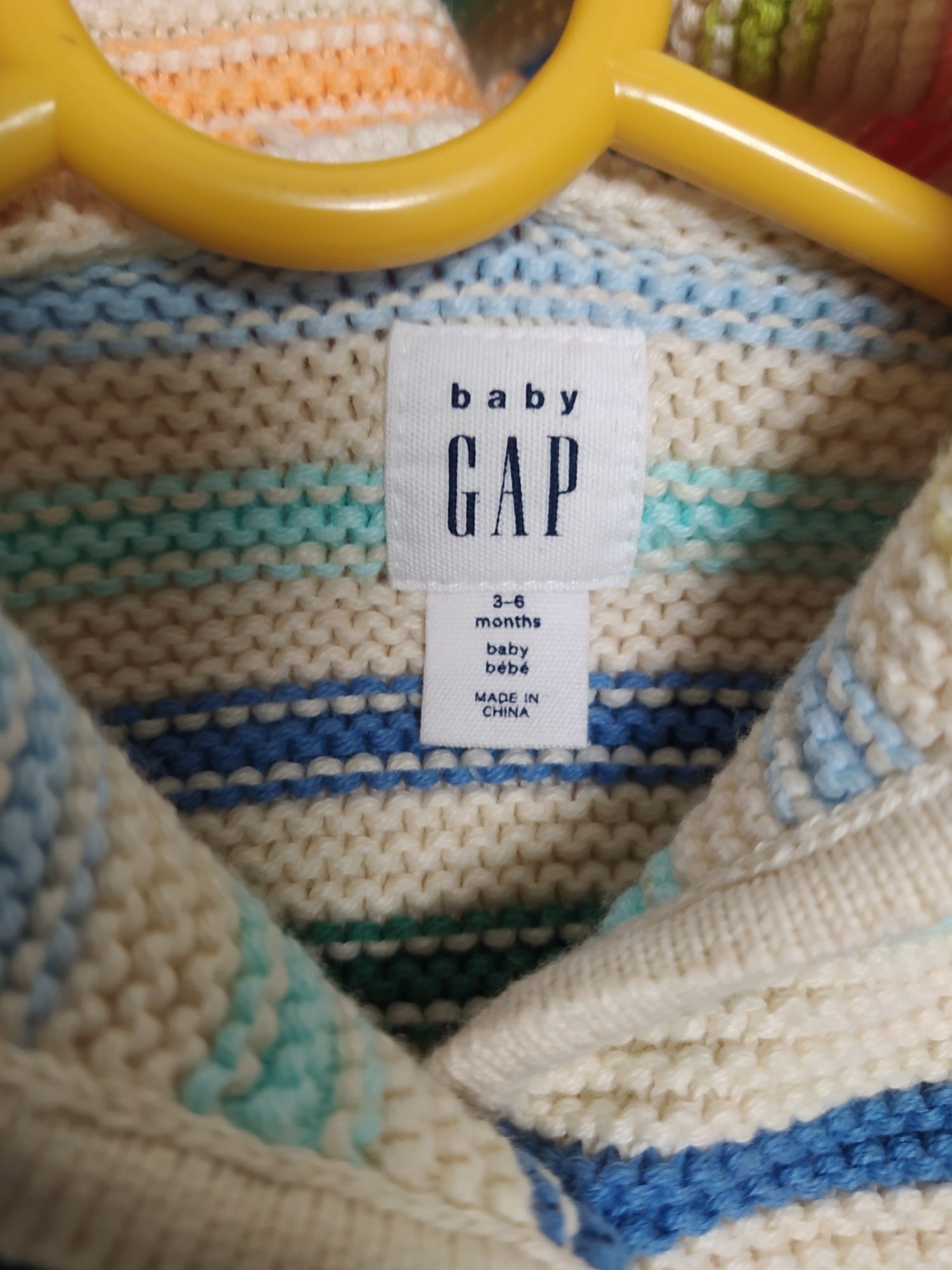 GAP baby sweter z kapturem 3-6 m-cy