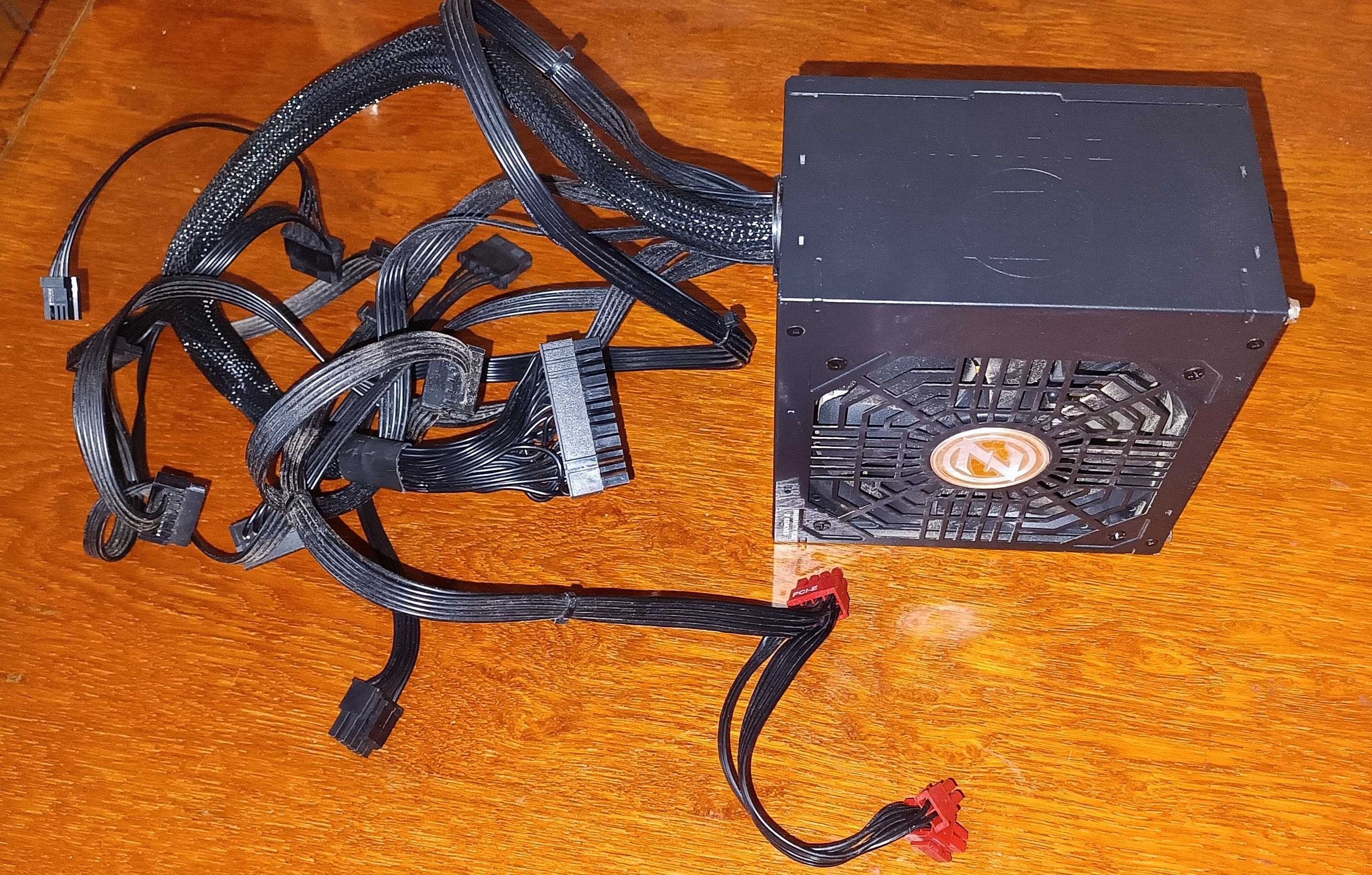 Блок живлення Zalman GigaMax ZM650-GVII