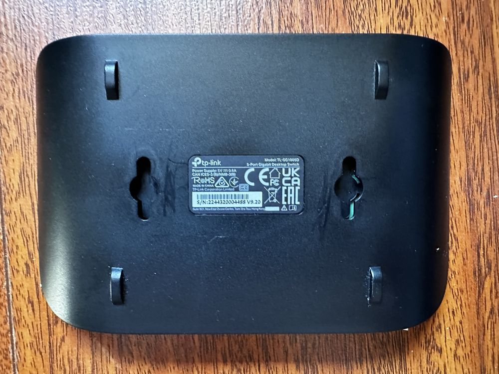Комутатор TP-LINK tl-sg1005d