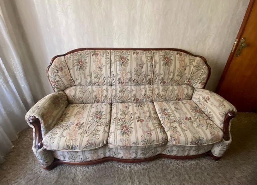 Conjunto de sofás impecáveis