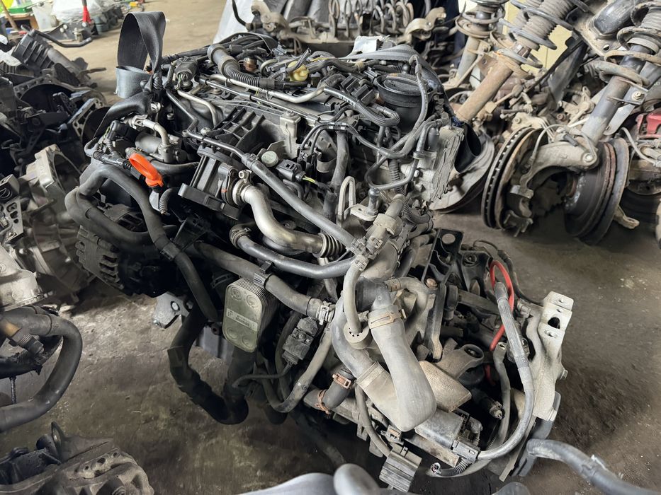 Мотор 1.6TDI пассат б6 гольф 6 шкода а5 cay cayc 77kw двигатель 1.6тді