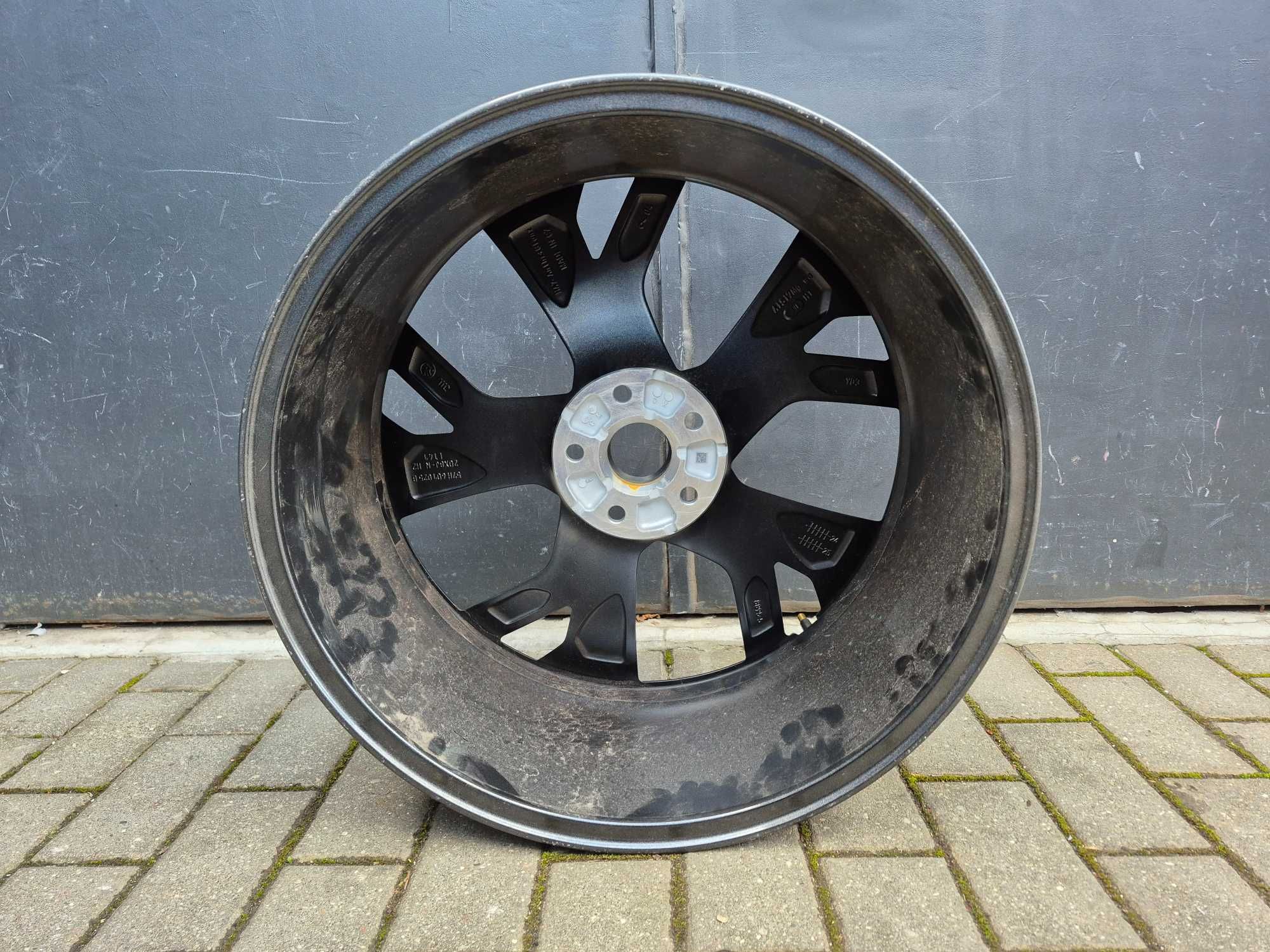 Skoda Kodiaq 16- Felga aluminiowa 8.0" x 20" 5x112 ET 41 oryginalna