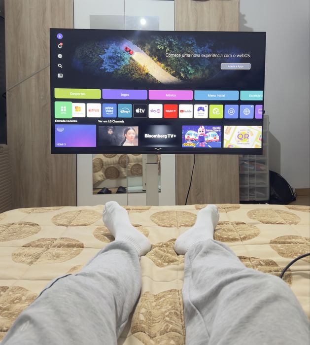 Tv LG 55 Polegadas + Suporte em Pé