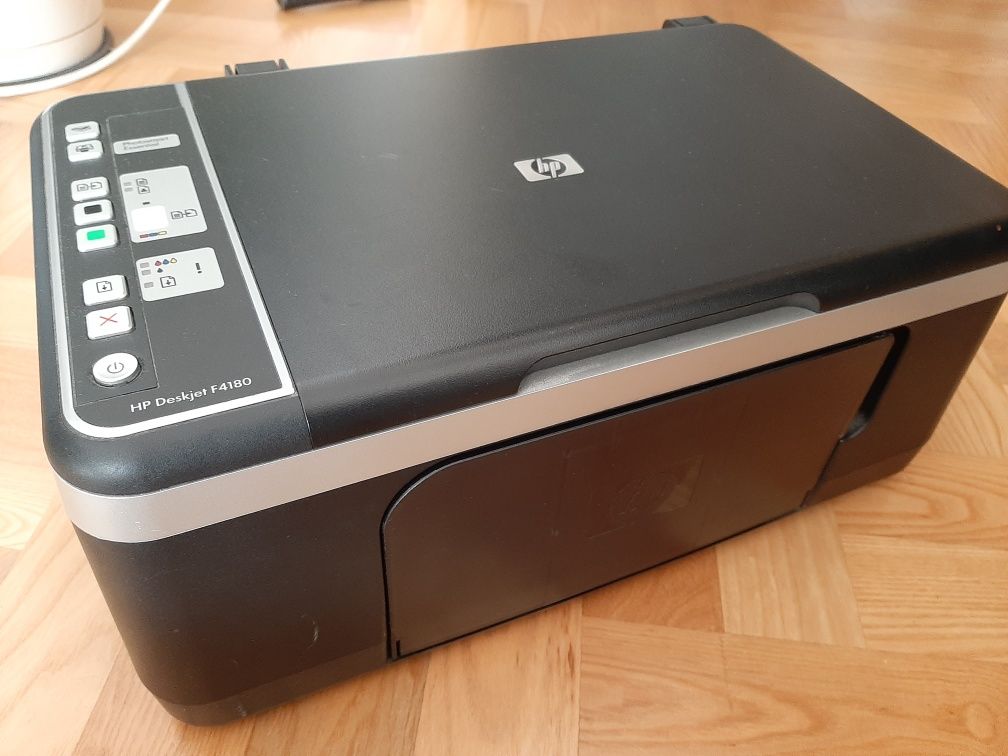 Urządzenie wielofunkcyjne Drukarka kolorowa HP Deskjet F4180 Skaner