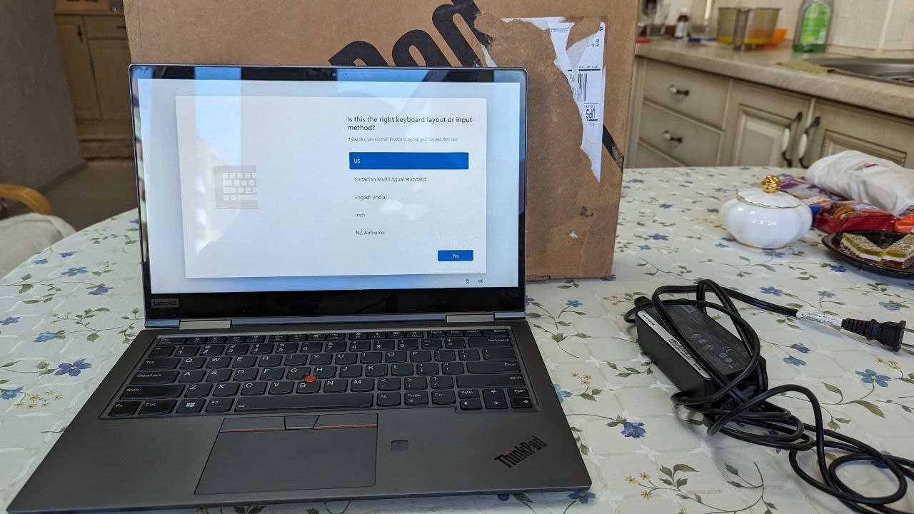 Lenovo ThinkPad X1 Yoga 4th Gen 8GB RAM 256GB Win11