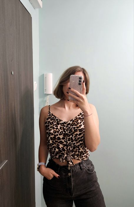 Top na ramiączkach w panterkę