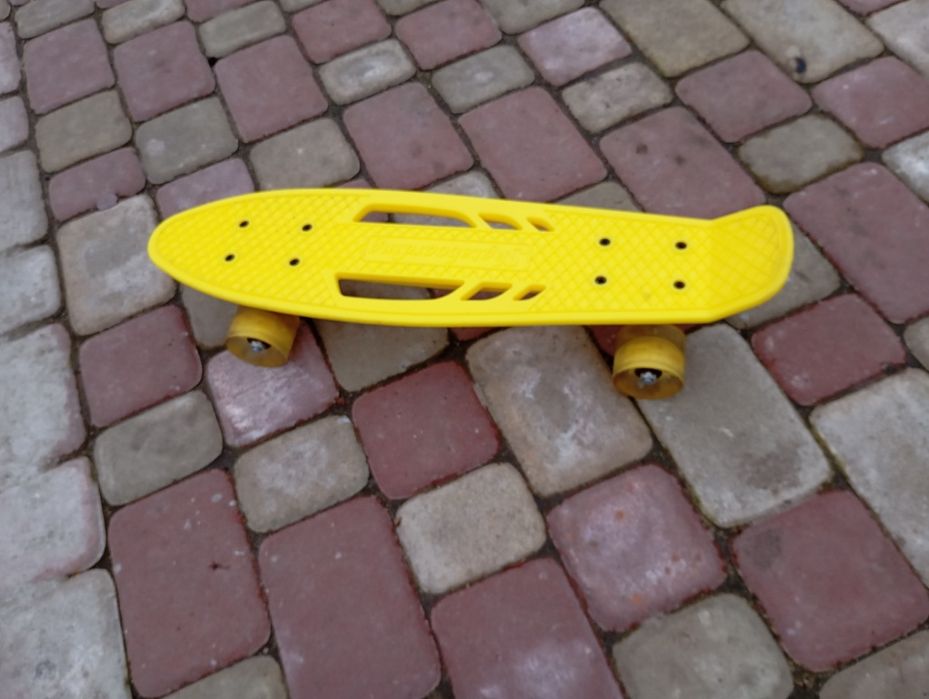 Скейтборд  дитячий