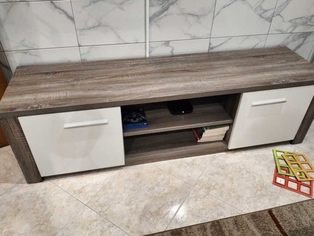 Móvel TV + mesa de centro e vitrine - LER DESCRIÇÃO COMPLETA.