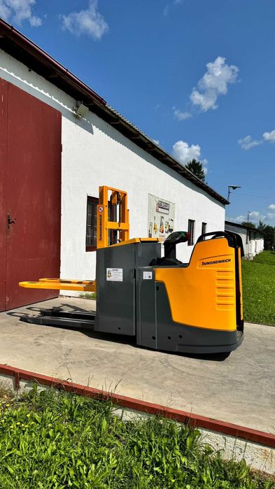 Навантажувач електроштабелер кара №977* Jungheinrich ERD220r 2t 198 см