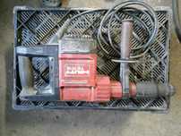 Młot do kłucia HILTI