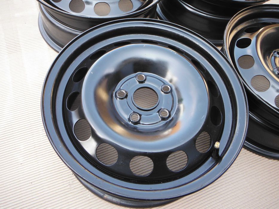 Felgi Stalowe VW Golf V VI VI Touran Jetta Caddy 16 5x112 et48