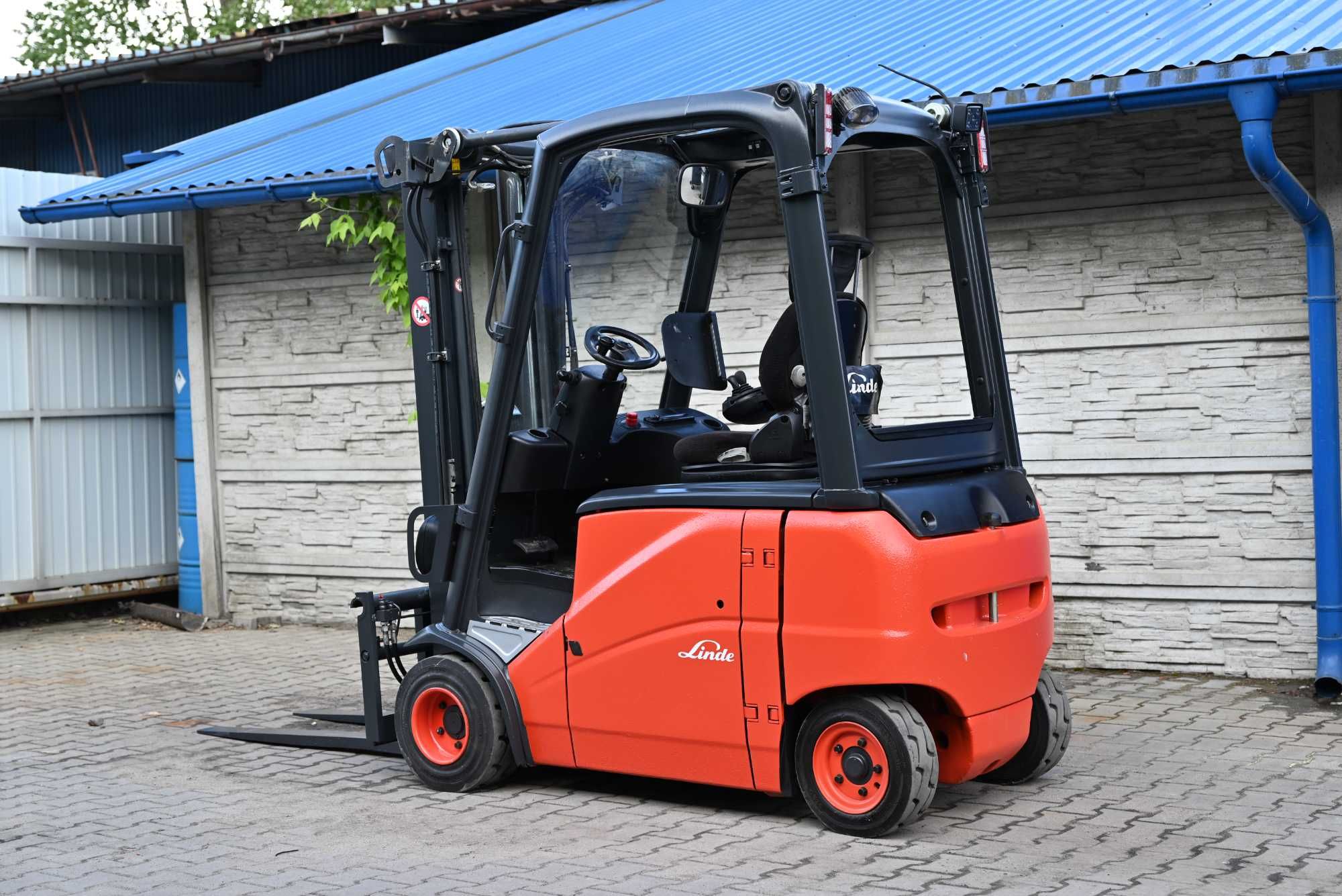 Wózek widłowy Linde E20 PH-02 Triplex Bateria 2023 rok 2735mth FHP 389