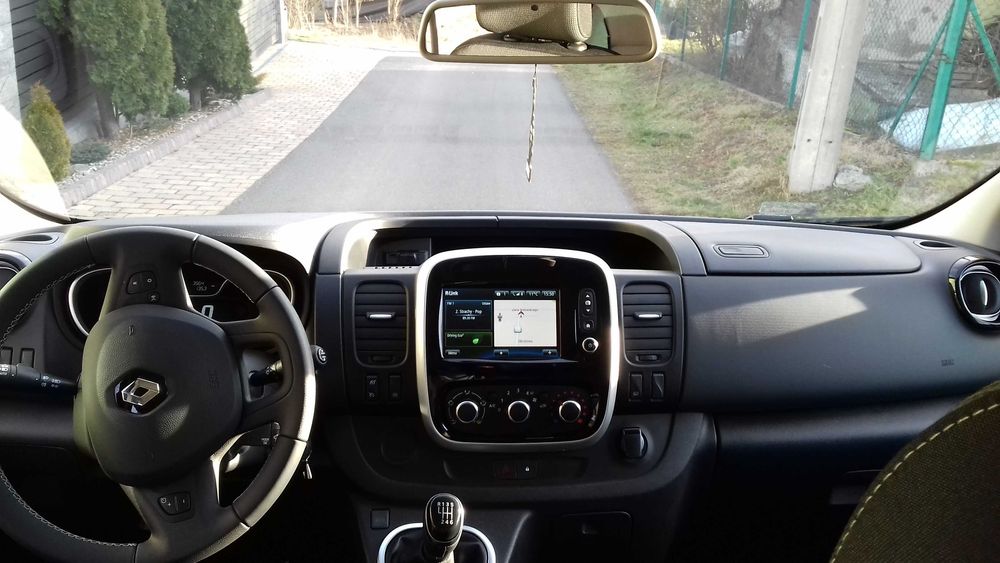 Wynajem busa 9 osób LONG