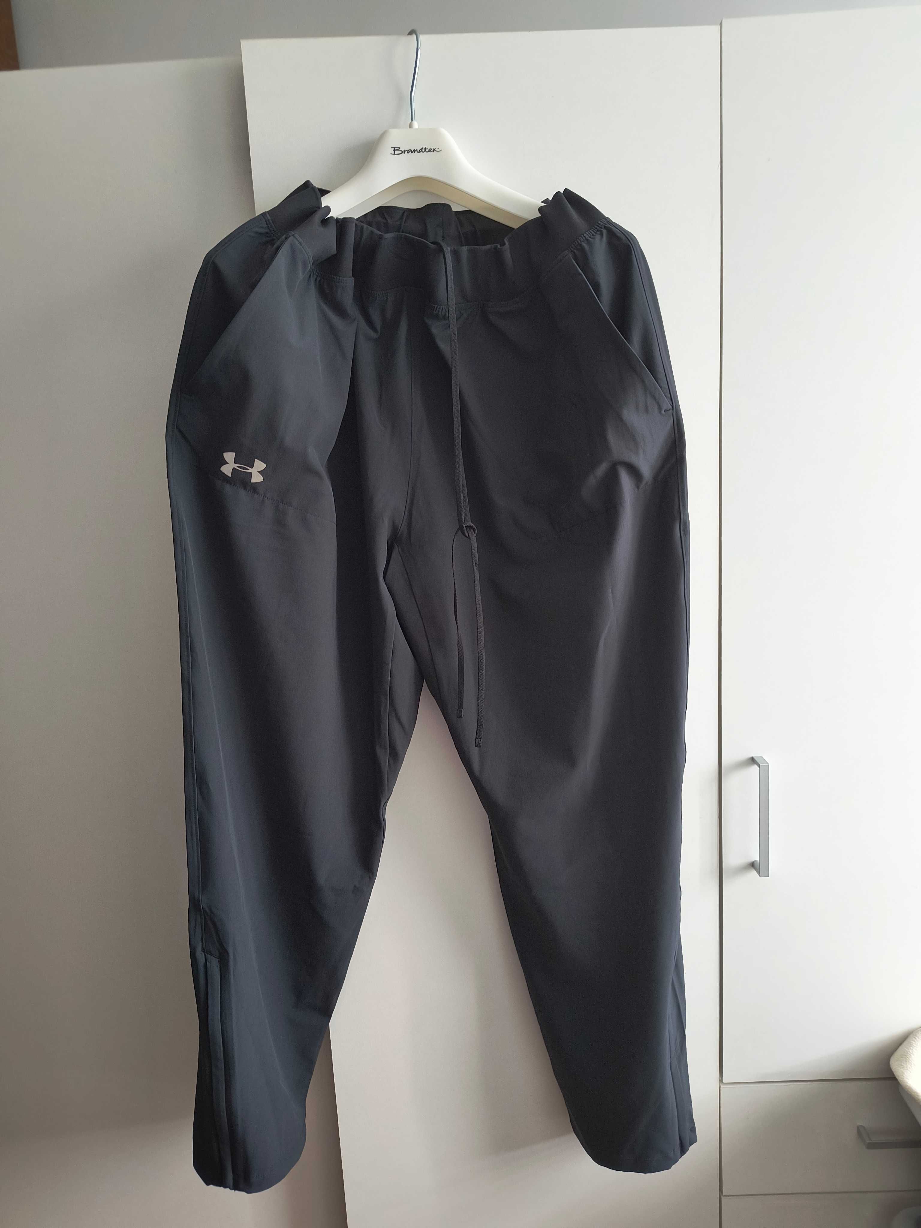Spodnie dresowe Under Armour NOWE, z metką, XXL, obwód pasa do 120cm