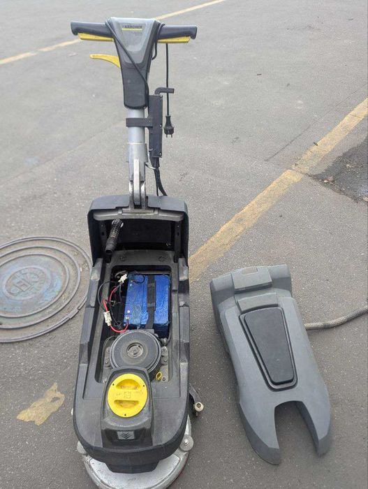 Підлогомийна машина Karcher BD 40/12 C